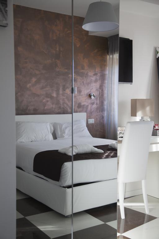 Saint Peter'S Luxury Domus Hotel โรม ภายนอก รูปภาพ