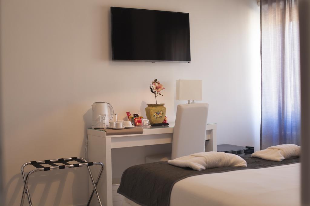 Saint Peter'S Luxury Domus Hotel โรม ภายนอก รูปภาพ